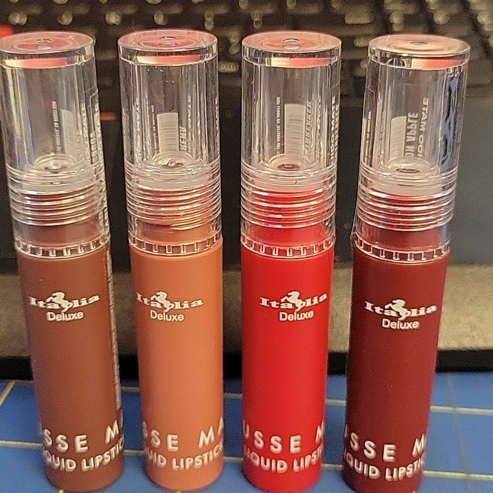 Italia Deluxe Mousse Matte Liquid Lipsticks Set of 4
